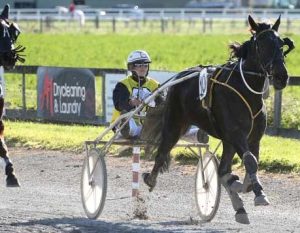 Kowhai Monarch and Sam Ottley are too good with an inside run to win the Tyre General Handicap Trot at Waterlea on Friday.